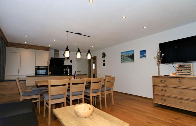 High-quality Holiday Apartment in Oberkrimml Near Waterfalls - Foto 18