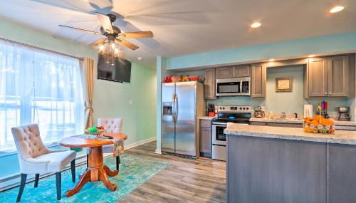 Unwind Fireside! Poconos Cottage 12 Mi to Slopes - Foto 5