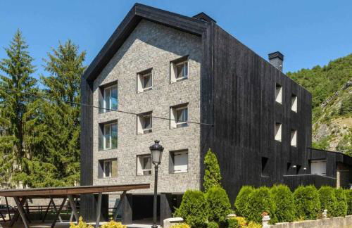 ATOPADIZO Preciosa Casa en el Pirineo Aragonés, Panticosa - Photo 13