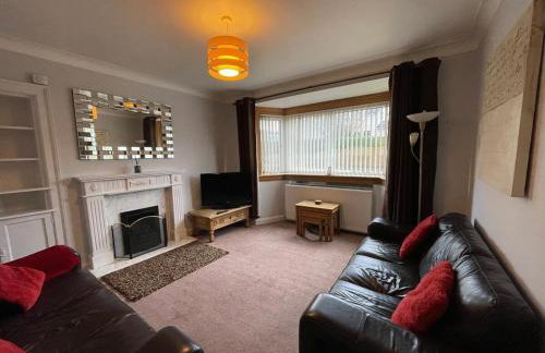 1930s 3Bed House in Quiet Village w/ Large Garden - Foto 2