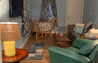 Pink Flamingo at the Beach cottage - Photo 5