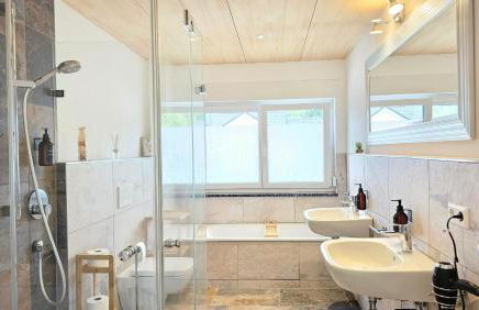 Weil am Rhein I Design I Klimaanlage I Balkon I Boxspring I Nespresso - Foto 4