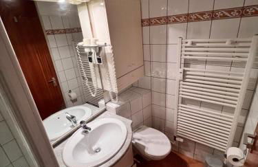 Black Forest Panorama Loft mit Pool - Foto 11