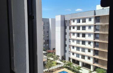 Apartamento com 2 quartos vista para piscina - Foto 1