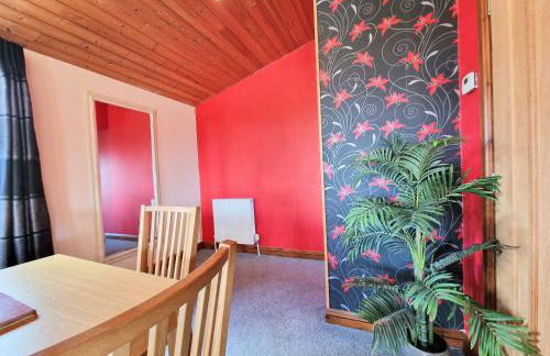 Lomond 4 with Private Hot Tub - Fife - Loch Leven - Lomond Hills - Photo 14