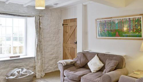 Yew Tree Cottage - Photo 5