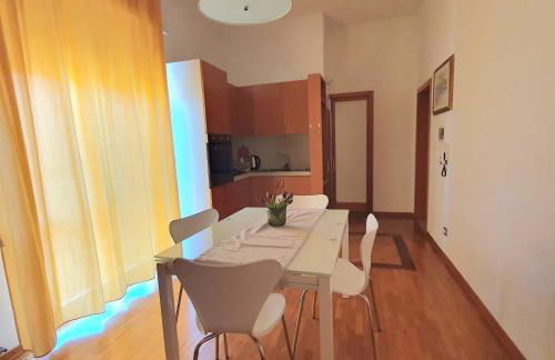 Central House Light Apartment - Foto 12