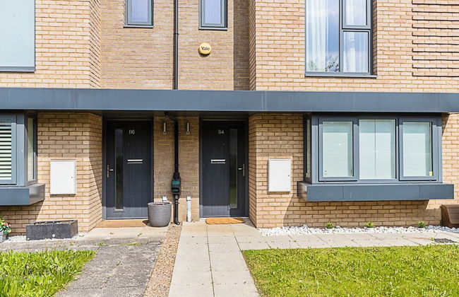 Semi-detached House With Modern Bespoke Interior - Foto 30