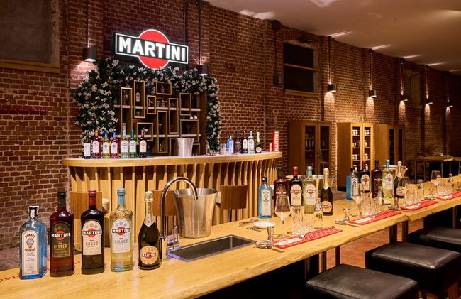 Martini Cocktail Experience in Pessione, Italy - Photo 5