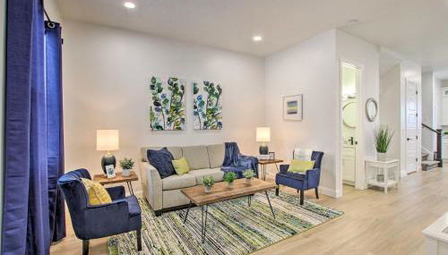 Modern Mountain Escape Near Slopes, Lakes and Trails - Foto 3