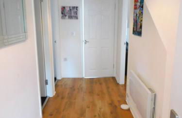 No 11 - Contemporary 2 Bedroom Apartment in Lanark Town Centre - Photo 6