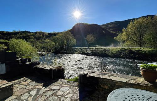 Riverside Cottage - Photo 26