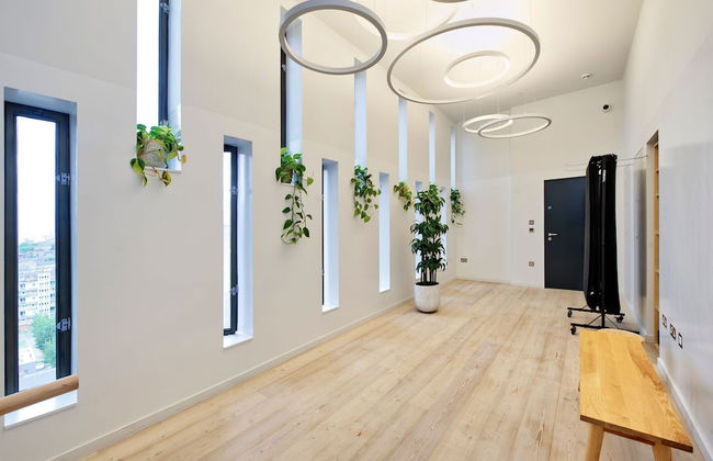 Stunning Two-bedroom Poplar Flat With City Views - Foto 34