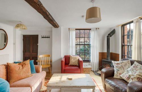 Grade II Listed Cottage in Central Taunton - Photo 22