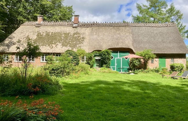 Romantic Thatched Roof House - Foto 18