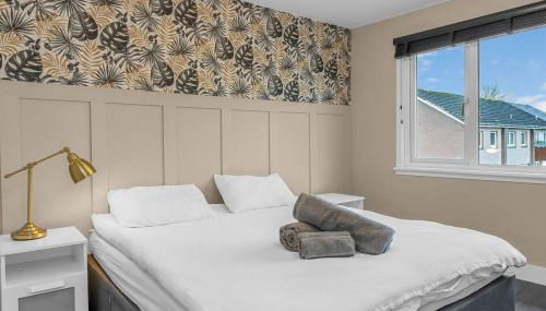 West Lothian 5 Beds + car space - Photo 3, towels