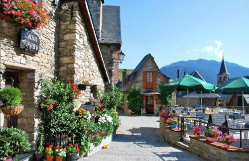 Casa de piedra con encanto en el bonito pueblo de Bagergue - Foto 53