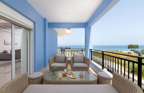 White&Blue Beachfront Luxury Suite - Foto 5