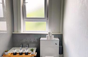 2-Bed Gourock Margaret St - Sleeps 4 - Contractors - Foto 6