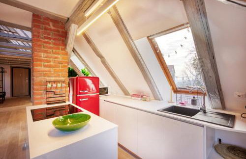 Uptown Palace Penthouse 2BR with Terrace by Irundo - Foto 17