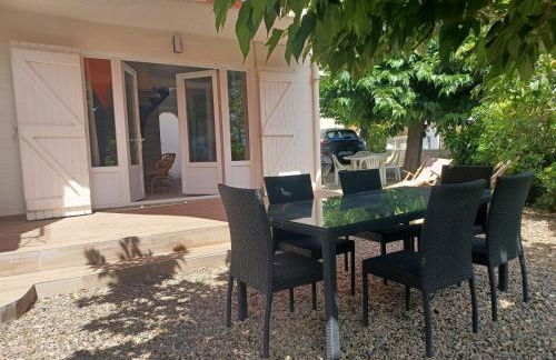 Villa 8 pers, 4 ch, jardin, clim 200m de la plage - Foto 34