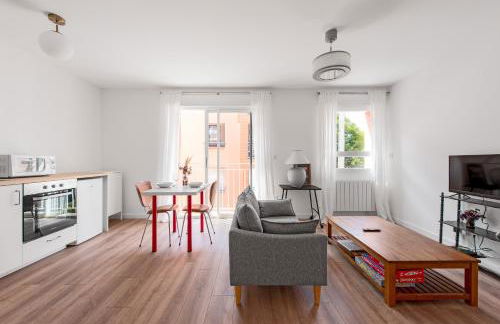 L'Armagnac T2 proche gare avec parking gratuit - Foto 1