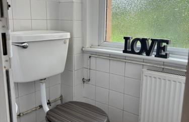 2 Bed Apartment Near Yeovil Hospital & Leonardo - Foto 22