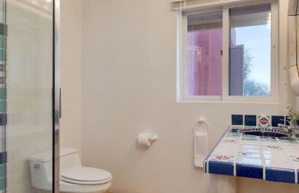 The Pond Estate by Avantstay Maximalist Designer Compound w/ 2 Casitas, Indoor + Outdoor Pools, Tennis Court, & Gorgeous Mountain Views 12k Sqft - Foto 125