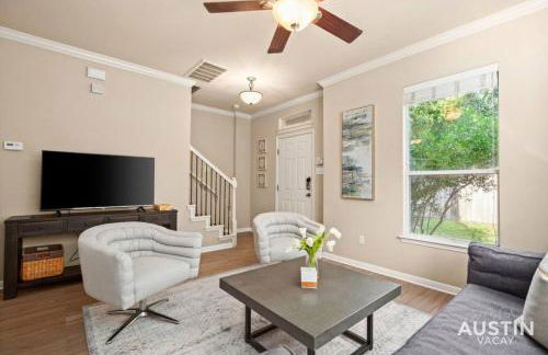 Spectacular Neighborhood Spacious House and Yard - Foto 10