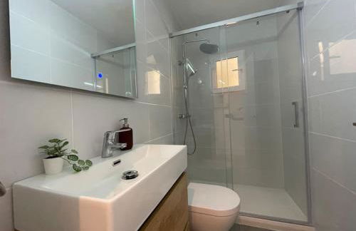 Jordi home 15 minutes to center by train - Foto 40