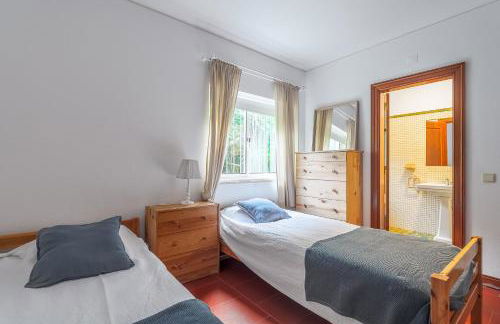 Moradia Milú frente à praia - Foto 28