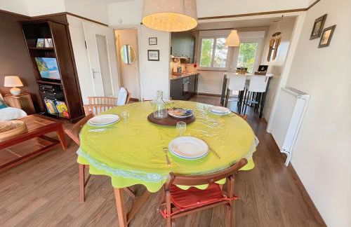 Maison atypique -Jardin, terrasse & cabane perchée - Foto 12