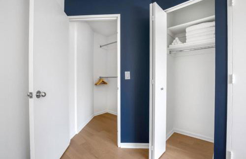 Tribeca 2BR City views Indoor pool Gym NYC-172 - Foto 10