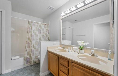 Make memories in this 6 bedroom with private pool - Foto 13