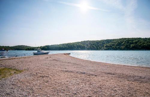 Family friendly house with a swimming pool Vrpolje, Sibenik - 25004 - Photo 4
