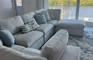 Charming Condo with Pool and Spectacular View - Photo 12
