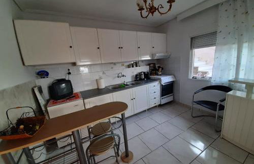 ΜΕ ΘΕΑ ΤΟ ΓΑΛΑΖΙΟ ΤΗΣ ΘΑΛΑΣΣΑΣ - Photo 1