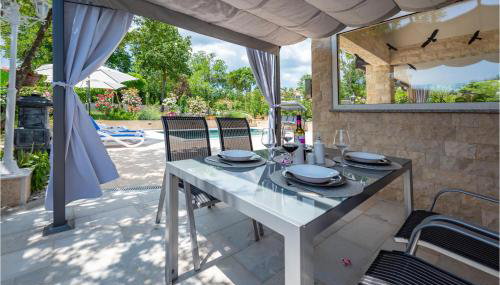 Lovely Home In Nedescina With Kitchen - Foto 2