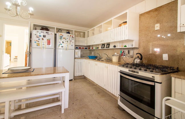 Harmoniosa Mansão com 7 Suítes Ferradura - Foto 20