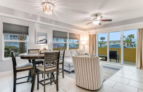Unit 107 Aruba - 3 Bedroom Ocean View - Photo 1