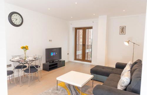 Cosy 1 Bed Apartment in Centre of St Albans - FREE Parking - 5 min walk to St Albans city centre & Railway station - Big Savings on Longer Stays!! - Photo 19