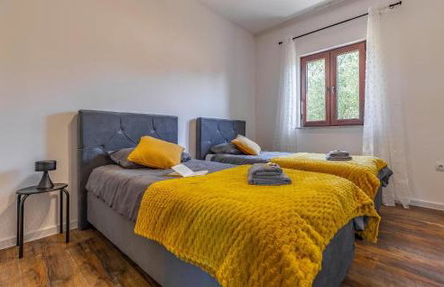 Lovely Apartment In Peruski - Foto 17