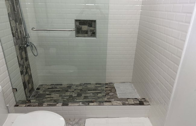 Remarkable 1-bed Apartment in Montego Bay - Photo 11