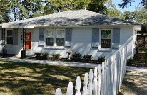 White Picket Fence - EV Charger! - Foto 14