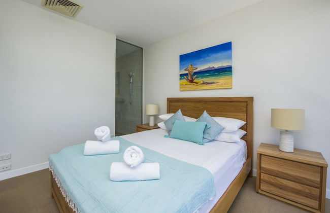 1 Bright Point Apartment 1503 - Photo 3