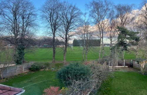 University View-Off-Street Parking-Sleeps 8-Fast WiFi - Foto 32