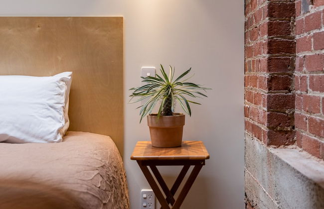 The Thomas Gregg Apartments - Photo 3