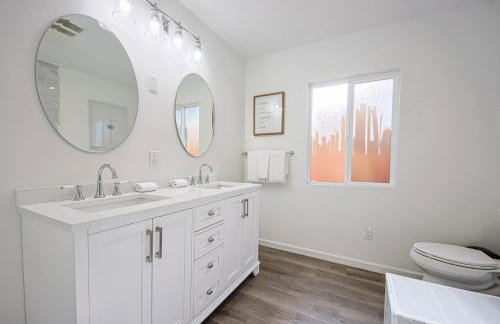 Bright & Charming 3BR Home 10 Mins from Venice Beach - Foto 16