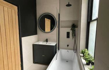 Luxury 2 bed 1 bath in Central London by Graceful Apartments - Foto 6