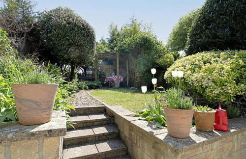 18th Century Thatched Cottage Parking & Garden - Foto 28